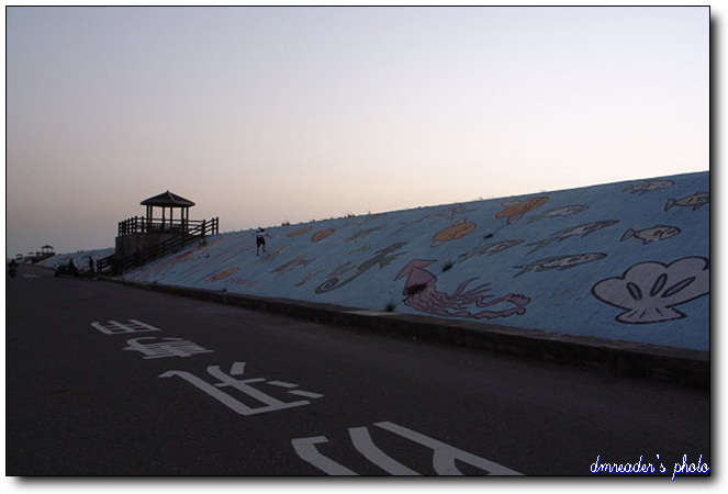 http://lh6.google.com.tw/dmreader8/RyWl8A6MbJI/AAAAAAAACx8/9ePQaDvIzFw/s800/R0010846.jpg